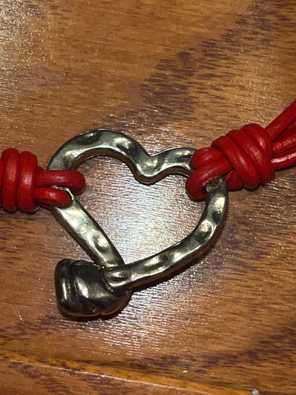 Red Multi-Strand Heart Hook magnetic clasp Bracelet - Picture 6 of 8